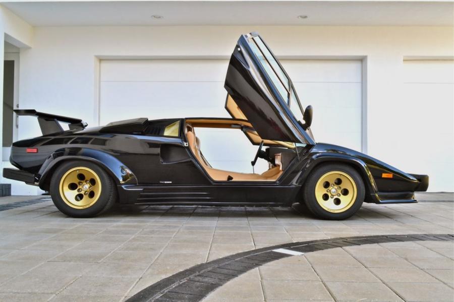  Lamborghini Countach 5000 QV 1987 года  (фото 56 из 63)